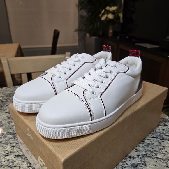 NEW Christian Louboutin Fun Louise Junior Flat White Sneakers Size 39 - Picture 3 of 12